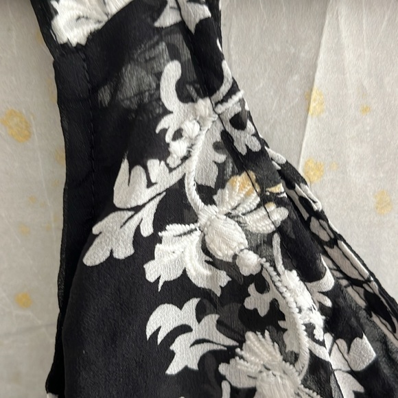 NWT White House Black Market Silk Sheer Tank Top - Picture 9 of 9